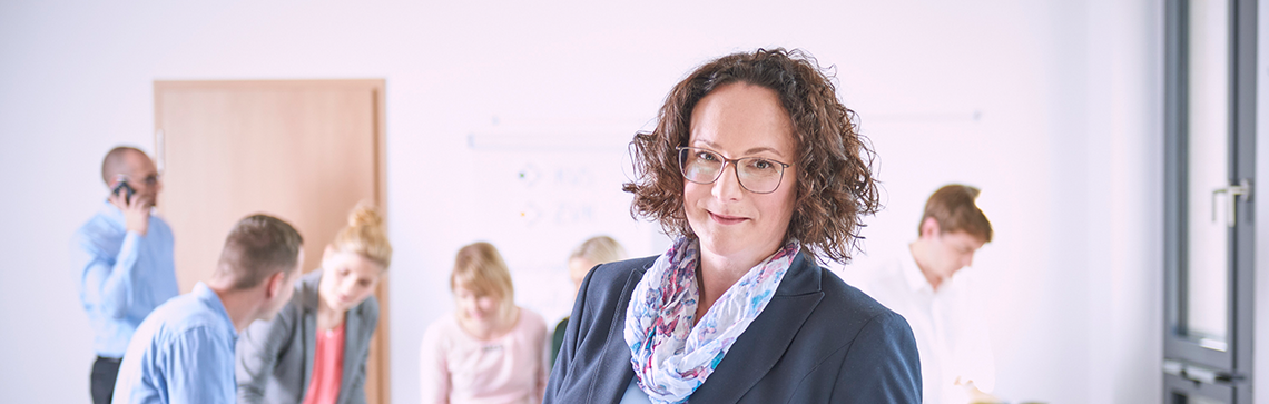 Foto einer Mitarbeiterin der ZVK